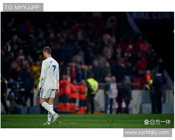 足球巨星回顾经典瞬间观看自己精彩比赛视频的真实反应与感悟